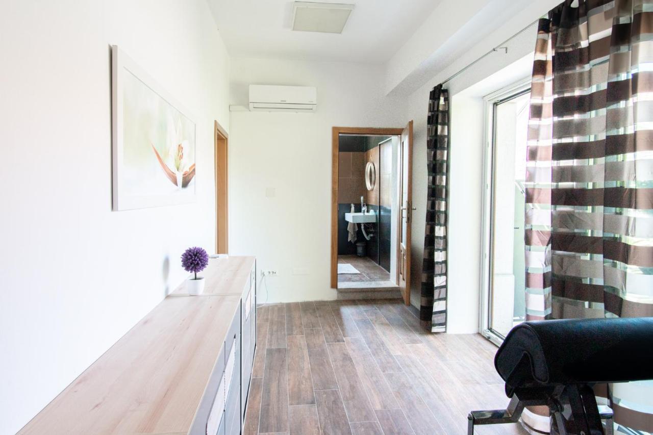 Apartment Trieste Hermes Art Сежана Екстер'єр фото